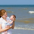Jovan je pedijatar i njegov stav o deci i letovanju razbesneo je mnoge roditelje: "Male bebe nemaju šta da traže na plaži…