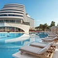 Luksuzno krstarenje bez plovidbe ako izaberete neverovatni Titanic Deluxe Lara 5*