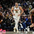 Nikola Jokić nije sa ove planete! Nova godina, ali stare navike: Srbin upalio u MVP mod i brutalnim tripl-dablom uništio…