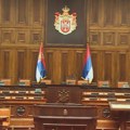 Taktika SNS-a “samo tetki da odnesem lek“: Da li će opozicija u skupštinu na sednice?