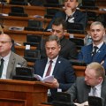 Da li se studentskim kriterijumima za izbornu listu u isti koš nepoželjnih stavljaju funkcioneri vlasti i opozicije?