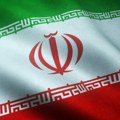 Iran upozorio SAD, Britaniju i Francusku da su njihovi brodovi u regionu meta napada