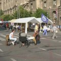 "Institucije ponovo nisu uradile svoj posao": Profesori napuštaju raskrsnicu ispred Vlade