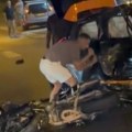 Poginuo motorista kod Plavog mosta: Jeziva nesreća u Beogradu: Od automobila i motora nije ostalo ništa (video)