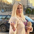 Opljačkana Vesna Đogani na nastupu! Lopov joj iza leđa uzeo pare, kamere sve zabeležile