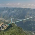 Putovanje od dva sata skratiće na minut: Pogledajte čudo za koje su Kinezi izrezali planinu FOTO/VIDEO