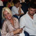 Ovo je džidžin partner sa kojim čeka dete: Mlađi je od nje i bavi se odgovornim poslom (foto)