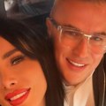 Peca grli Aleksandru Subotić, pokazali koliko se vole. Objavila sliku sa mužem u jeku skandala sa Majom i Stanijom, pa…