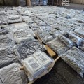 Na Batrovcima zaplenjeno više od 200 kilograma marihuane i kokain, uhapšen vozač kamiona