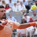 Evo šta Novak Đoković sve gubi nakon poraza u maratonu protiv Žoaa Fonseke u trećem kolu Rolan Garosa