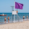 Misteriozna ljubičasta zastava seje strah. Ljudi masovno prave grešku koja ih može skupo koštati, spasioci nemoćni pred novom…