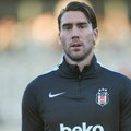 "Ovo je krivično delo, plaćenik targetira Dušana Vlahovića": Bešiktaš objavio besno saopštenje
