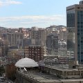 Američka ambasada u Prištini protiv zahteva da srpske institucije napuste zgradu Mitrovici