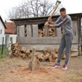 Kosi travu, cepa drva, uči i spašava živote: Luka (18) je heroj Šapca i mašta samo o jednom (foto)