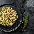 Recept dana: Pasta sa lososom, spanaćem i limunom