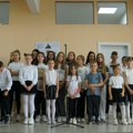 Skoro 100 đaka učiće u potpuno novom ambijentu: Humanitarna organizacija "Solidarnost za Kosovo" obnovila osnovnu školu…