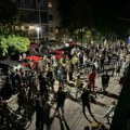 "Točak (ne)sreće" se okrenuo na rektora, Novosađani krenuli ka Ulici Sonje Marinković (FOTO, VIDEO)