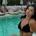 Skinula se bivša devojka Darka Lazića: marina pokazala brutalno telo u bikiniju, posle porođaja ima trbušnjake