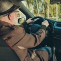 Stručnjaci upozoravaju starije vozače Pre nego što počnete da vozite kola sa automatskim menjačem treba da uradite jednu stvar…