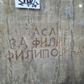 Pet minuta posla za sto godina istorije: Beograđani očistili najstariji gradski grafit