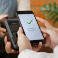 Prema podacima kompanije Visa svaki četvrti potrošač u Srbiji koristi pametni telefon za svakodnevnu kupovinu – Da li ste…