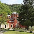 Vrh Crkve zaseda u Pećkoj Patrijaršiji: Brige zbog dogovaranja Beograda i Prištine o Kosovu
