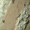 Zagonetna stena u obliku strele možda krije tajnu života na Marsu: Naučnici otkrili dobro poznate tragove