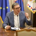 "Sram te bilo, rektore, i tebe i ove uz tebe" Vučić: Što nisi rekao da napišete zahtev i tražili da se skup održi u…