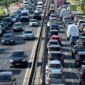 Kako jednim trikom da uštedite 2 litra goriva u gradskoj vožnji?