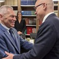 Bocan-Harčenko u sedištu SNS: Teror nad Srbima preti da ugrozi mir