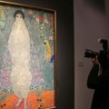 Klimtov portret oborio rekord: Šest ponuđača je želelo ovu sliku, a cena je vrtoglavo rasla do 236,4 miliona dolara