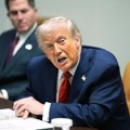 Трамп: Заплењен танкер за нафту код обала Венецуеле, Колумбија је следећа