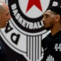 (Foto) Partizan imao prvi trening sa novim trenerom i igračem: Penjaroja i Pejn u "Maloj Areni"