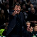 Ataman ponovo pravi haos! Žestoko opleo po treneru Valensije kojeg je hteo da bije! Njegove reči odjekuju, zahteva da se…