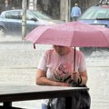 Snažno nevreme pogodilo Loznicu: "Odjednom se smrklo i kao da je neko prosuo iz rukava!" Velika količina vode brzo se slila na…