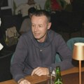 "Valjda će se neko setiti da me sahrani": Naš pevač zaradio milione, živeo na visokoj nozi, a onda je sve potrošio - njegova…
