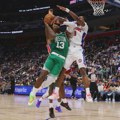 "Srpski zet" dominirao na startu NBA: Ubacio sedam trojki i ukrao pet lopti, ali ni on nije mogao da pomogne svom timu