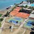 Ruše se teniski tereni na Dorćolu; Grad: Preblizu su Spomeniku braniocima Beograda