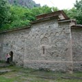 Krađa u Borču : Iz crkve ukrao 22.000 dinara