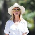 Ivanka Tramp "grmi" u zlatnom miniću: Pokazala izvajane noge i svi kažu da izgleda bolje nego ikad (foto)