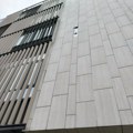 Otpalo parče fasade na zgradi Palate pravde u Kragujevcu