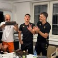 Postigao het-trik na rođendan, pa ga sačekalo iznenađenje od saigrača! Fudbaleri Partizana oduševili Miloševića posle…