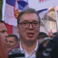Vučić stigao na skup građana protiv blokada u Ubu, pridružio se šetnji pa poručio: "Okupilo se 55.000 ljudi"