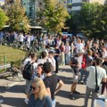 Profesori Jovine gimnazije održali jednočasovni štrajk upozorenja