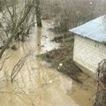 Čačku preti poplava? Reka došla nadomak kuća; Meštani strahuju FOTO
