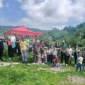 Ribolovačka priča na Grzi: Deca pecala i družila se na trećoj radionici (foto)