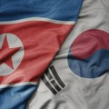Južna koreja zatražila pomoć Pjongjanga u potrazi za pomorcem koji je nestao u vodama u blizini granice