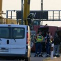 "Ljudi su bili zarobljeni ispod sedišta, svi su vrištali": Preživela putnica o saobraćajnoj nesreći u Mađarskoj
