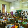 Počinje isplata naknade za nabavku udžbenika: Na račune roditelja 2 532 užička osnovca leže po 10 hiljada dinara