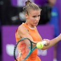 Teniserka Prozorova ljuta jer je povučena iz polufinalnog meča u Singapuru